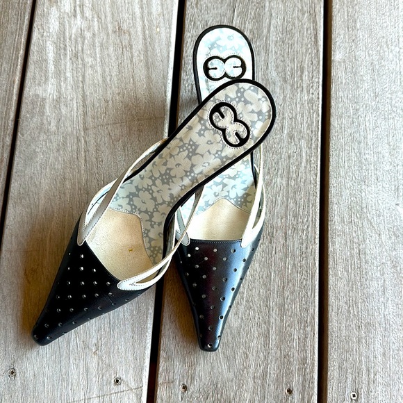 Escada low heel pointed toe backless mules - Picture 2 of 6